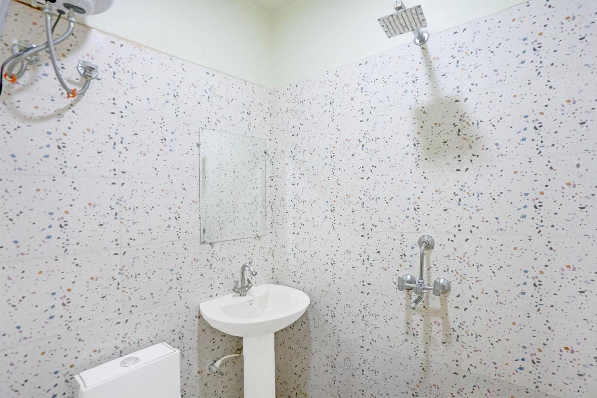 Super Collection O Roop Vihar Rohtak Formerly Hotel Maha Экстерьер фото